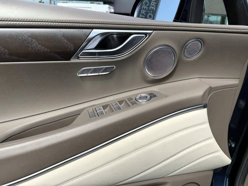 Certified 2023 Genesis GV80 2.5T w/ Prestige 20" Package image 15