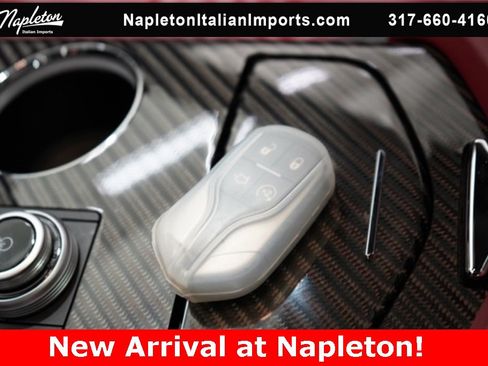 Used 2023 Maserati Quattroporte Trofeo image 38