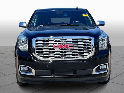 Used 2019 GMC Yukon Denali w/ Denali Ultimate Package image 4