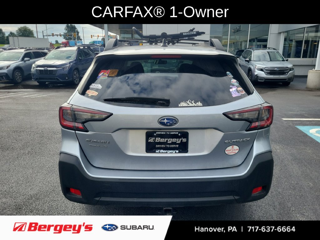 Used 2024 Subaru Outback Premium AWD/4WD image 3