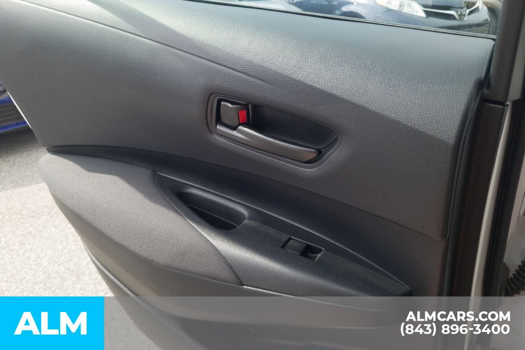 Used 2024 Toyota Corolla LE FWD image 23