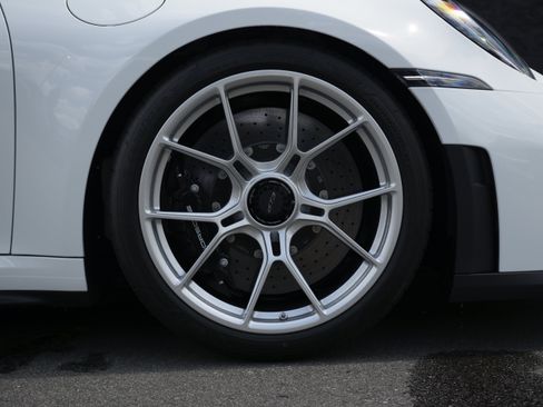 Certified 2026 Porsche 911 GT3 RWD image 11
