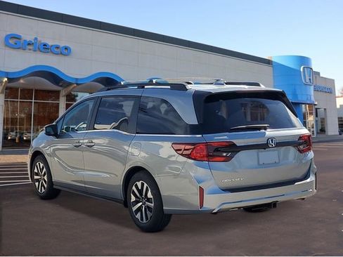 New 2026 Honda Odyssey EX-L image 2