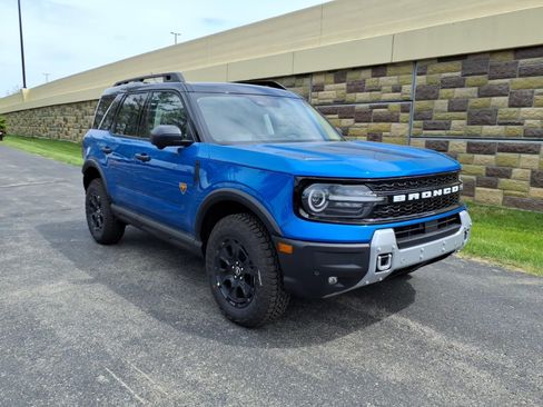 New 2026 Ford Bronco Sport Badlands AWD/4WD image 2