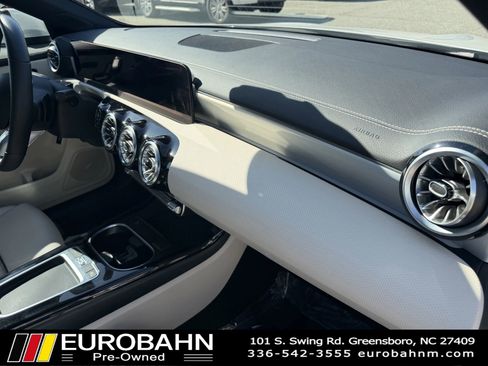 Used 2024 Mercedes-Benz CLA 250 4MATIC image 20