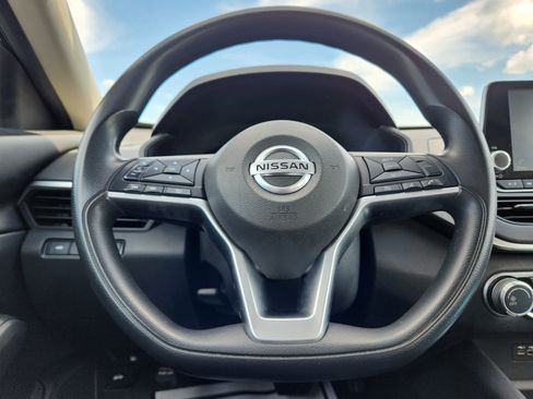 Used 2020 Nissan Altima 2.5 S FWD image 21