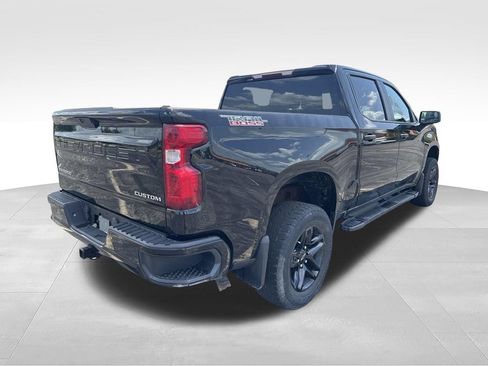 Used 2022 Chevrolet Silverado 1500 Custom Trail Boss AWD/4WD image 5
