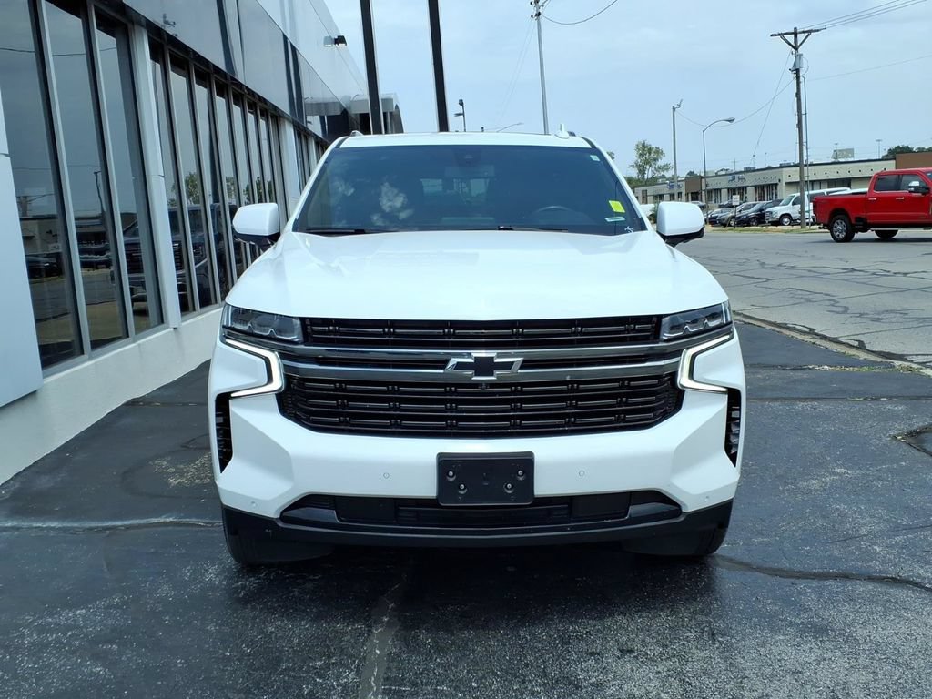 Used 2022 Chevrolet Tahoe RST w/ Sport Performance Package AWD/4WD image 2