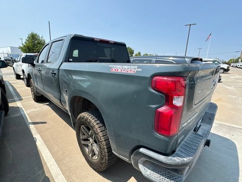 Used 2026 Chevrolet Silverado 1500 LT Trail Boss w/ Convenience Package II AWD/4WD image 9