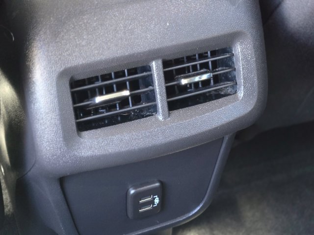 Used 2024 Chevrolet Equinox LT AWD/4WD image 11