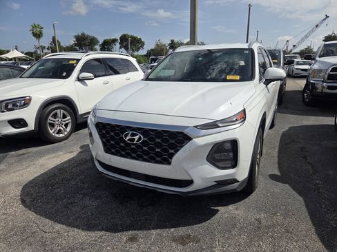 Used 2020 Hyundai Santa Fe SEL w/ Convenience Package FWD image 2