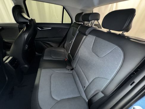 Certified 2025 Kia Niro SX Touring image 28