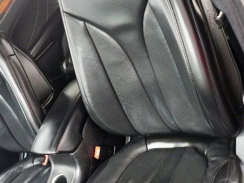 Used 2017 Lincoln MKC Select image 4