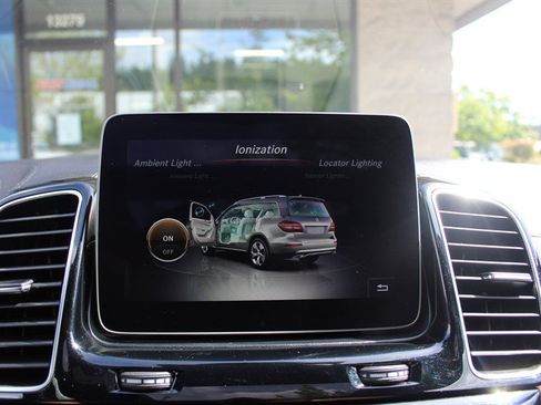 Used 2018 Mercedes-Benz GLS 550 4MATIC image 13