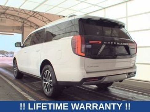 Used 2025 Ford Expedition Max Platinum AWD/4WD image 2