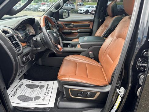 Used 2019 RAM 1500 Limited image 11