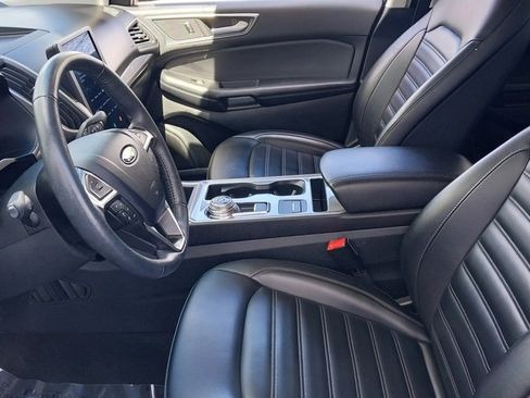 Used 2024 Ford Edge SEL image 21