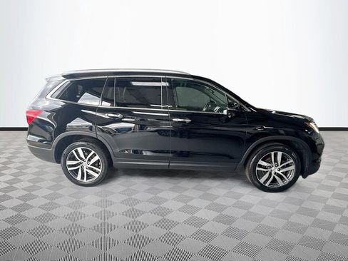 Used 2016 Honda Pilot Touring image 35