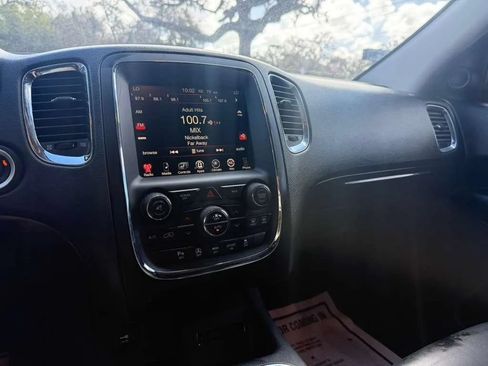 Used 2017 Ford Explorer XLT FWD image 11