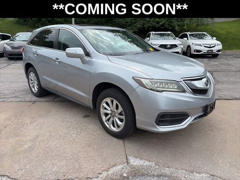 Used 2017 Acura RDX AWD image 3