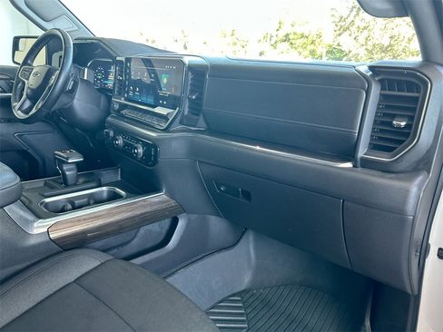 Used 2024 Chevrolet Silverado 1500 LT Trail Boss w/ Protection Package image 35