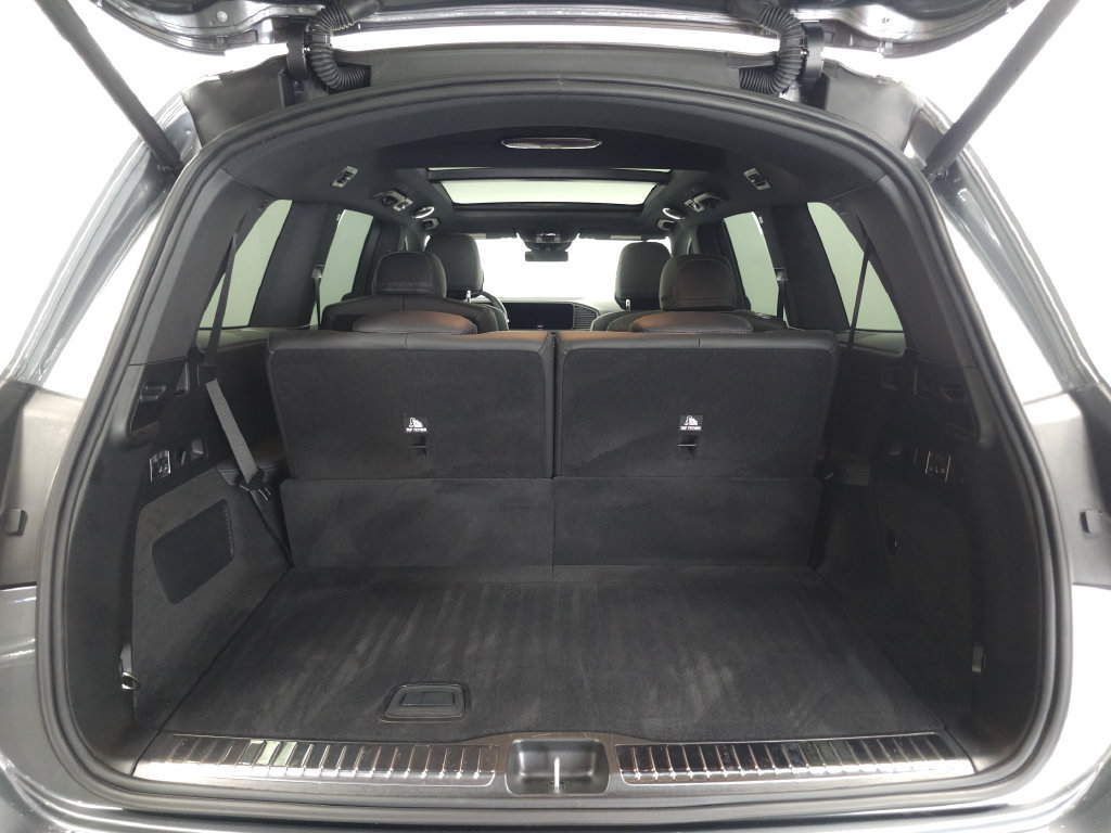 Certified 2025 Mercedes-Benz GLS 450 4MATIC image 32