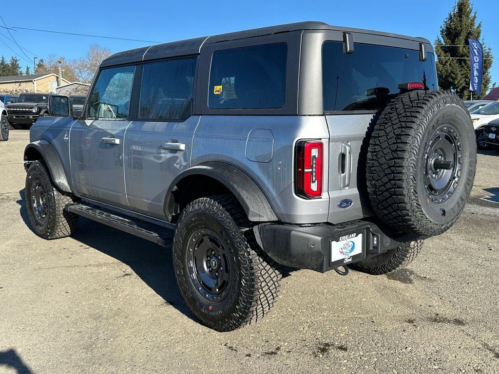 New 2024 Ford Bronco Outer Banks AWD/4WD image 5