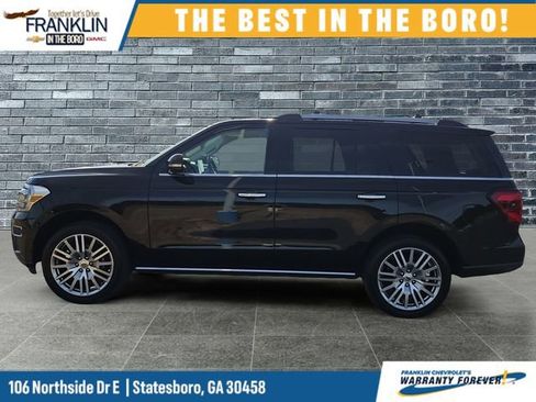 Used 2024 Ford Expedition Limited AWD/4WD image 2