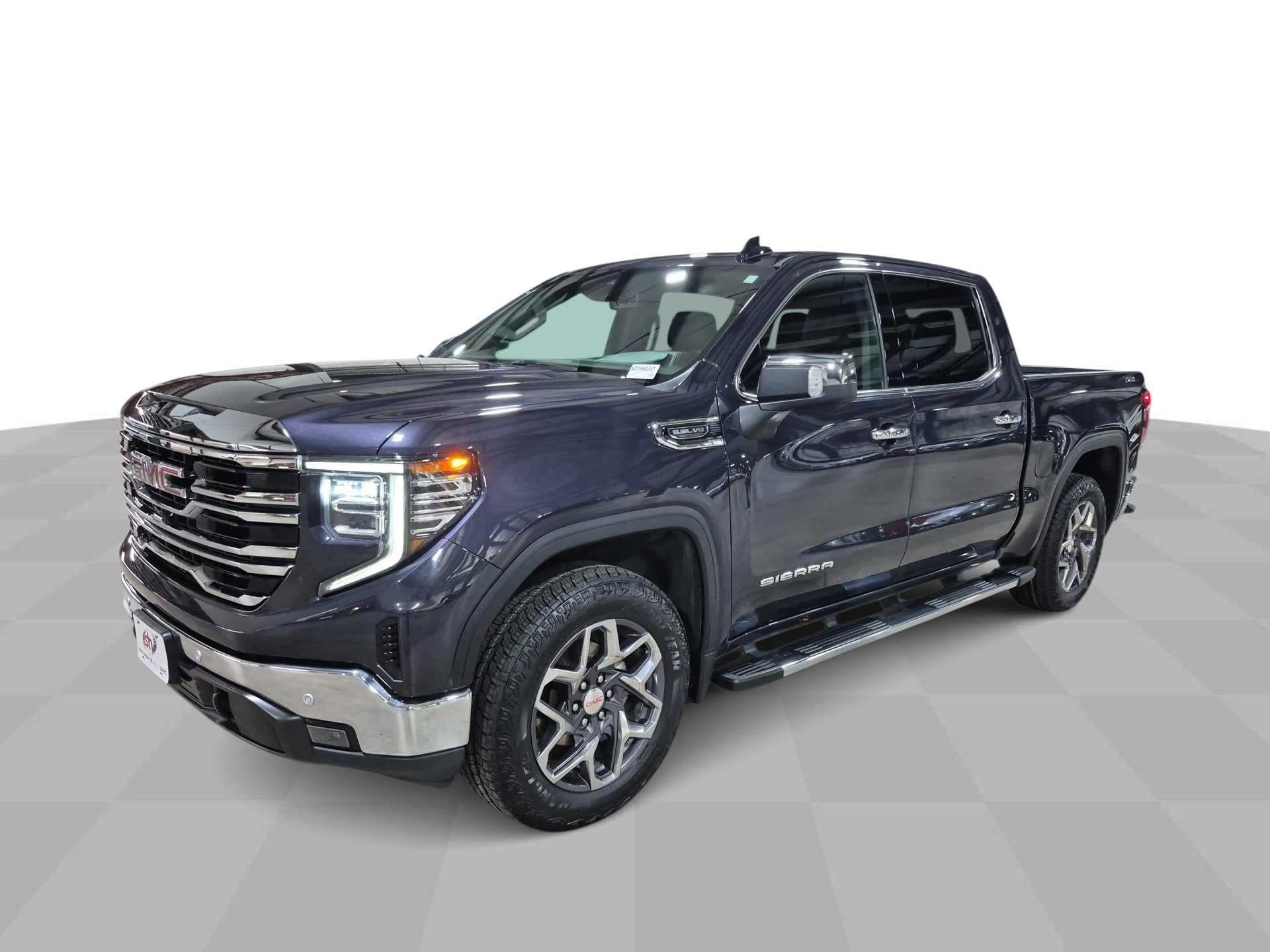 Used 2025 GMC Sierra 1500 SLT w/ SLT Premium Plus Package AWD/4WD image 1
