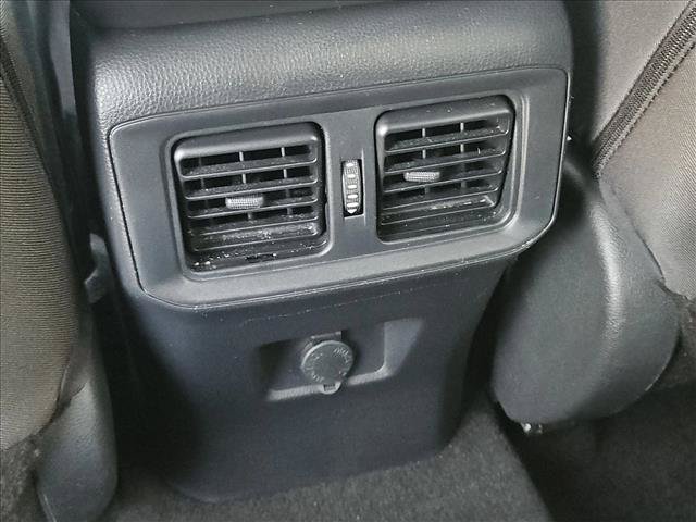 Used 2025 Toyota RAV4 LE AWD/4WD image 23