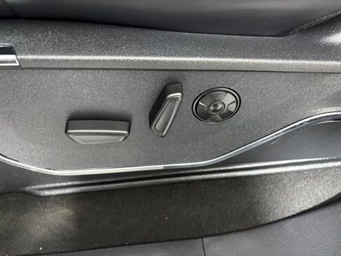 Certified 2024 Ford F350 Platinum image 15