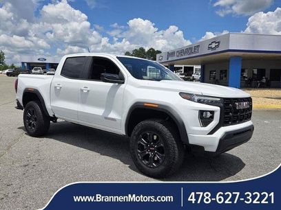 Used 2025 GMC Canyon Elevation w/ Technology Package