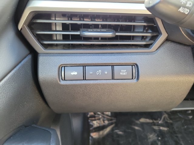 Certified 2024 Nissan Altima 2.5 SV FWD image 22
