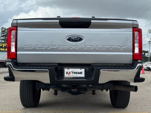 Used 2024 Ford F250 XLT image 5