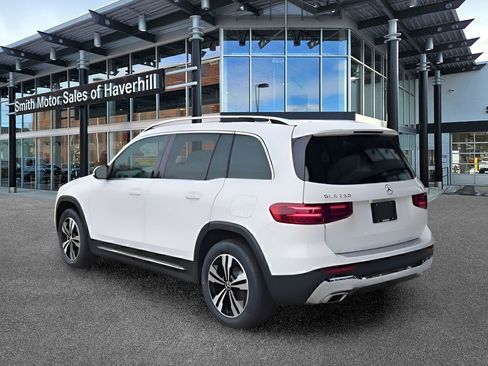 Certified 2026 Mercedes-Benz GLB 250 4MATIC image 3
