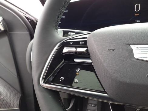 New 2025 Cadillac Lyriq Sport image 28