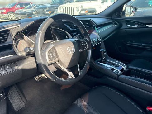 Used 2021 Honda Civic Sport image 2