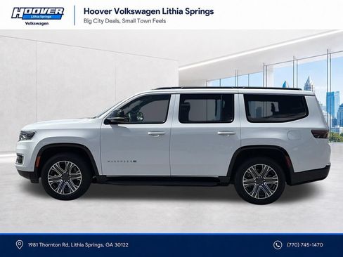 Used 2024 Jeep Wagoneer Series II w/ Flexible Seating Group RWD image 25