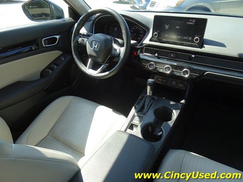 Used 2024 Honda Civic EX-L image 16