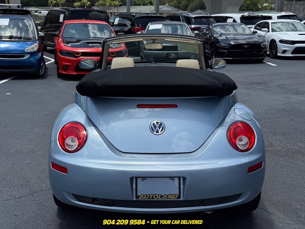 Used 2010 Volkswagen Beetle Convertible FWD image 7