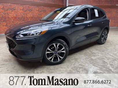 Used 2022 Ford Escape SE w/ SE Sport Appearance Package