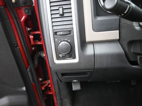 Used 2010 Dodge Ram 1500 Truck SLT image 33