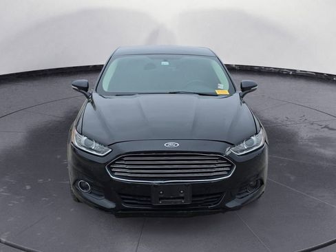 Used 2015 Ford Fusion SE w/ Equipment Group 202A image 8
