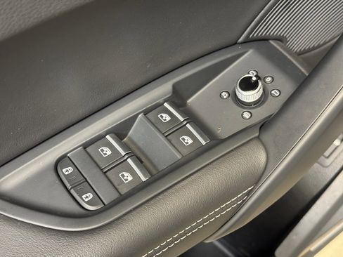 Used 2022 Audi Q5 2.0T Premium Plus w/ Premium Plus Package image 10