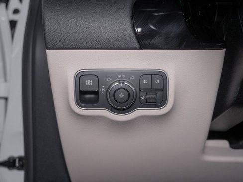 Certified 2025 Mercedes-Benz GLA 250 4MATIC image 20