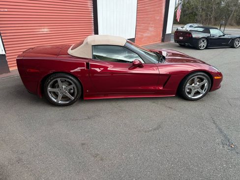 Used 2007 Chevrolet Corvette Convertible w/ Preferred Equipment Group image 10