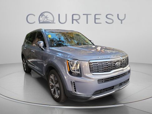 Certified 2021 Kia Telluride EX w/ EX Premium Package FWD image 24