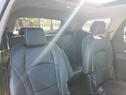 Certified 2021 Buick Enclave Avenir w/ Avenir Technology Package image 9