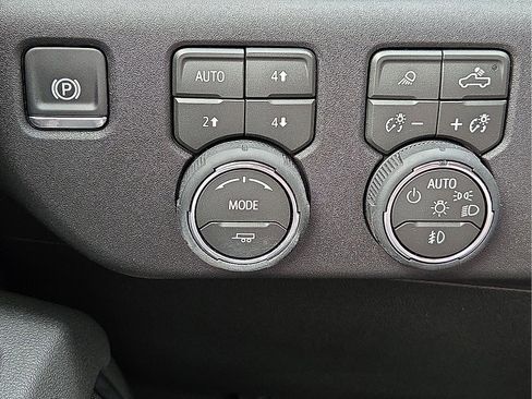 New 2026 Chevrolet Silverado 1500 RST w/ Safety Package AWD/4WD image 19