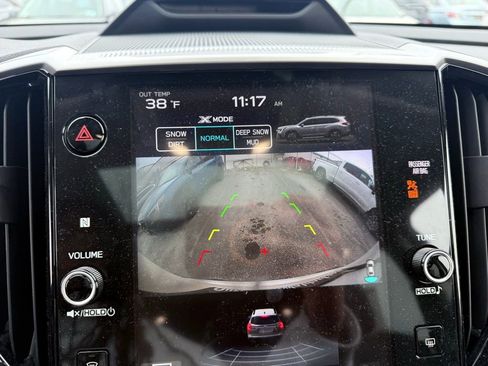 Certified 2025 Subaru Ascent Limited image 11